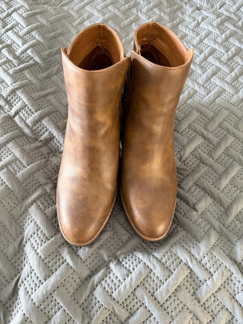Naturalizer Madalynn Strap Block Heal Tan Leather Ankle Booties